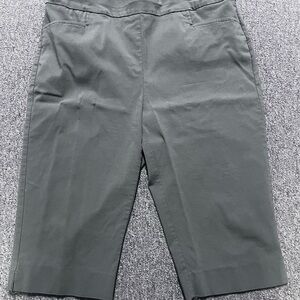 Chico's Size 2 Charcoal Women's Bermudas